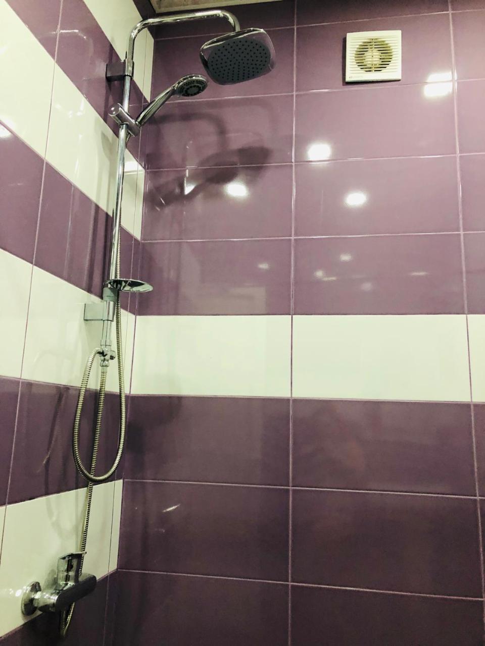 耶烈万 卡森旅游宾馆酒店 外观 照片